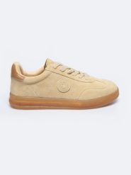 Sneakersy damskie ze skóry naturalnej zamszowej beżowe RR274849 801. Brązowe obuwie sportowe damskie Big Star, z gumy, bez zapięcia. W wyprzedaży za 199.99 zł.