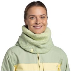 Komin na szyję - Bandana BUFF Knitted & Fleece Neckwarmer Marin. Zielone kominy damskie Buff, bez wzorów. Za 145.99 zł.