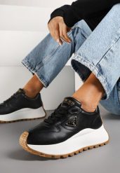 Czarne Sneakersy Vices na Platformie Ozdobione Metaliczną Aplikacją Nelviera. Czarne obuwie sportowe damskie Renee, z jeansu, bez zapięcia. Za 109.99 zł.