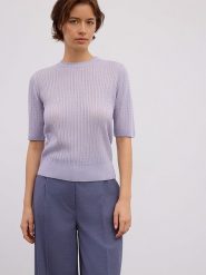 BGN Sweter w kolorze lawendowym rozmiar: 38. Różowe swetry klasyczne damskie BGN, ze splotem, bez kołnierzyka. Za 116.45 zł.