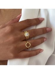 Les Petites Précieuses Pozłacany pierścionek z cyrkoniami rozmiar: 56. Żółte pierścionki damskie Les Petites Précieuses, z cyrkonią, pozłacane. Za 165.99 zł.