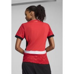 Damska koszulka domowa Egipt 2025 PUMA Red Black. Czarne bluzki damskie Puma, l, bez wzorów, bez kołnierzyka, bez ramiączek. Za 419.00 zł.