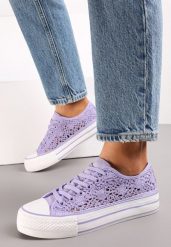 Fioletowe Trampki Przed Kostkę z Ażurową Cholewką Shiliarre. Fioletowe trampki damskie Renee, w ażurowe wzory, przed kostkę, bez zapięcia. Za 79.99 zł.