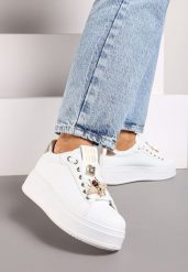 Białe Sneakersy na Płaskiej Podeszwie Ozdobione Cyrkoniami i Aplikacją 3D Vlisora. Białe obuwie sportowe damskie Renee, z jeansu, bez zapięcia. Za 49.99 zł.