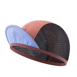 Czapka kolarska Rockbros rowerowa z daszkiem pod kask. Czerwone czapki z daszkiem damskie ROCKBROS, bez wzorów. Za 39.99 zł.