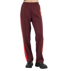 Spodnie turystyczne damskie Lacoste. Czerwone spodnie sportowe damskie Lacoste, na lato, xs, bez wzorów, z dresówki, trekkingowe. Za 457.00 zł.