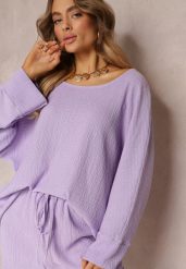 Fioletowa Bluzka z Rękawami 7/8 i Delikatnym Tłoczeniem Kylinn. Fioletowe bluzki damskie Renee, z aplikacjami, z tkaniny, bez kołnierzyka, bez ramiączek. Za 59.99 zł.