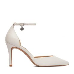 Szpilki Nine West. Białe szpilki damskie Nine West, bez wzorów, bez obcasa, na szpilce, bez zapięcia. Za 229.99 zł.