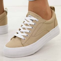 Beżowe trampki damskie American Club Lh114. Brązowe trampki damskie American CLUB, bez wzorów, z jeansu, bez zapięcia. Za 99.00 zł.