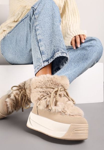 Ciemnobeżowe Futerkowe Śniegowce Wsuwane na Platformie z Imitacją Sznurówek Linettia. Brązowe śniegowce damskie Renee, z futra. Za 149.99 zł.