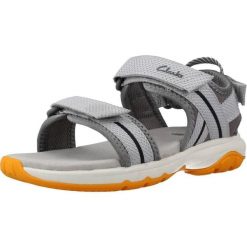 Sandały CLARKS EXPO SEA K Szary. Szare sandały damskie Clarks, bez wzorów, z tkaniny, bez obcasa, bez zapięcia. Za 149.99 zł.