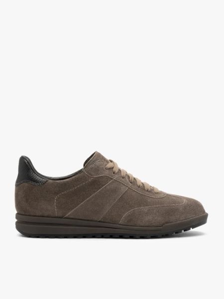 Brązowe sportowe sznurowane półbuty. Szare obuwie sportowe casual damskie Brawo sp. z o.o., bez wzorów, bez obcasa, bez zapięcia. Za 429.99 zł.