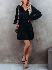 LA Angels Sukienka w kolorze czarnym rozmiar: M. Czarne sukienki damskie LA Angels, bez wzorów, bez ramiączek. Za 217.53 zł.