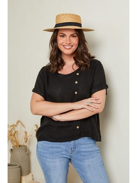 Curvy Lady Lniana koszulka w kolorze czarnym rozmiar: 48/50. Czarne bluzki damskie Curvy Lady, bez wzorów, ze lnu, bez kołnierzyka, bez ramiączek. Za 127.45 zł.