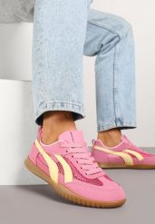 Fuksjowe Sneakersy Tenisówki z Geometrycznym Motywem Amotheira. Czerwone obuwie sportowe damskie Renee, z jeansu, bez zapięcia, tenisowe. Za 74.99 zł.