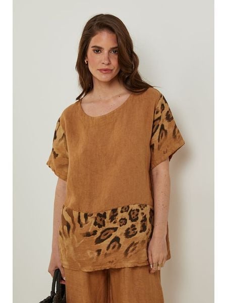 Rodier Lin Lniana koszulka w kolorze karmelowym rozmiar: L/XL. Brązowe bluzki damskie Rodier Lin, l, bez wzorów, ze lnu, bez kołnierzyka, bez ramiączek. Za 154.07 zł.