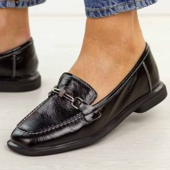 Czarne skórzane mokasyny damskie Vinceza 86429. Czarne mokasyny damskie VINCEZA, na jesień, z jeansu, bez obcasa. Za 249.00 zł.