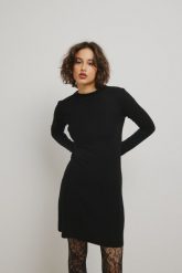 Gładka sukienka z długimi rękawami w kolorze TOTALLY BLACK - GIRONA-M/L. Czarne sukienki damskie Marsala, bez wzorów, z elastanu, eleganckie, bez ramiączek. W wyprzedaży za 239.94 zł.