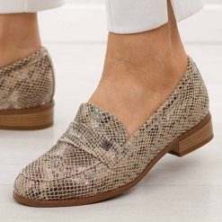 Wąż mokasyny damskie Potocki 12786. Brązowe mokasyny damskie POTOCKI, na jesień, z jeansu, bez obcasa. Za 189.00 zł.