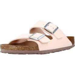 Klapki damskie Birkenstock Arizona Vegan BF. Czerwone klapki damskie Birkenstock, bez wzorów, z materiału, bez obcasa, bez zapięcia. Za 359.00 zł.