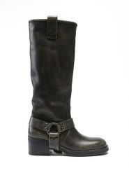 Frank Daniel Skórzane kozaki w kolorze czarnym rozmiar: 38. Czarne kozaki damskie Frank Daniel, na zimę, bez obcasa, bez zapięcia. Za 640.95 zł.