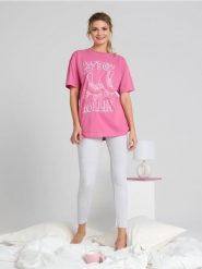 Piżama dwuczęściowa - różowy. Czerwone piżamy damskie Sinsay, bez wzorów, z bawełny, bez ramiączek. Za 49.99 zł.