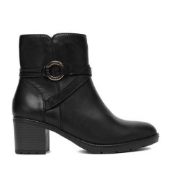 Botki Remonte. Czarne botki damskie Remonte, bez obcasa, na słupku, bez zapięcia. Za 409.99 zł.