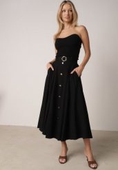 Czarna Spódnica Rozkloszowana z Bawełną i Paskiem oraz Kieszniami Jorlea. Czarne spódnice damskie Born2be, na co dzień, na lato, l, bez wzorów, z bawełny, boho, midi. Za 129.99 zł.