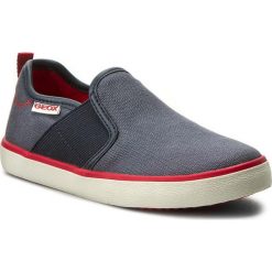 Tenisówki GEOX - J Kiwi B. P J72A7P 01054 C0735 Morski/Czerwony. Niebieskie trampki chłopięce Geox, z gumy. W wyprzedaży za 169.00 zł.