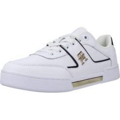 Tenisówki Tommy Hilfiger Model Th Prep Court Kolor Biały. Białe obuwie sportowe damskie Tommy Hilfiger, bez wzorów, ze skóry, bez zapięcia. W wyprzedaży za 469.00 zł.