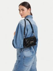 Guess Torebka J6YZ16 W2538 Czarny. Czarne listonoszki damskie Guess, z aplikacjami, ze skóry, bez dodatków. Za 237.99 zł.