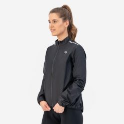 Kurtka przeciwdeszczowa damska Rogelli Core. Czarne kurtki damskie Rogelli, xl, bez wzorów, bez kaptura. Za 243.00 zł.