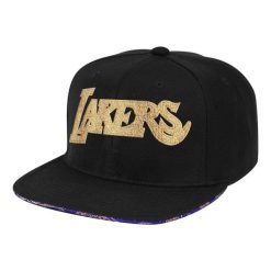 Czapka z daszkiem bejsbolówka Mitchell & Ness NBA Los Angeles Lakers. Czarne czapki z daszkiem damskie Mitchell & Ness, bez wzorów. Za 109.00 zł.