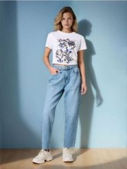 Jeansy mom fit z efektem sprania - niebieski. Niebieskie jeansy damskie Sinsay. Za 69.99 zł.