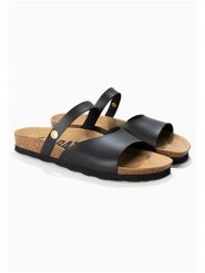 BAYTON Klapki "Marina" w kolorze czarnym rozmiar: 38. Czarne klapki damskie Bayton, bez wzorów, z otwartym noskiem, bez obcasa, bez zapięcia. Za 121.51 zł.