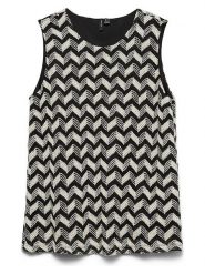 Vero Moda Bluzka w kolorze czarno-kremowym rozmiar: M. Czarne bluzki damskie Vero Moda, m, bez wzorów, bez kołnierzyka, bez ramiączek. Za 68.95 zł.