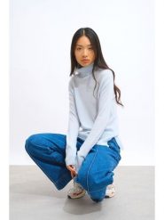 AUTHENTIC CASHMERE Kaszmirowy golf "Fornet" w kolorze błękitnym rozmiar: M. Niebieskie golfy damskie AUTHENTIC CASHMERE, m, bez wzorów, z kaszmiru, bez ramiączek. Za 310.38 zł.