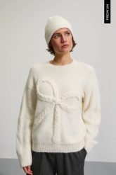 Czapka z dodatkiem wełny biała. Białe czapki damskie MOODO, bez wzorów, z poliamidu. Za 49.99 zł.