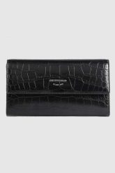 EMPORIO ARMANI Czarny portfel damski we wzór krokodyla. Czarne portfele damskie Emporio Armani, bez wzorów. W wyprzedaży za 469.99 zł.