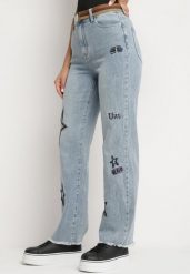 Jasnoniebieskie Jeansy z Szerokimi Nogawkami i Ozdobnymi Haftami Silinnga. Niebieskie jeansy damskie Born2be, bez wzorów, z denimu. Za 149.99 zł.