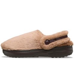 Klasyczne, Niezapomniane Kapcie Crocs Dorośli. Brązowe kapcie damskie Crocs, z futra. Za 231.99 zł.