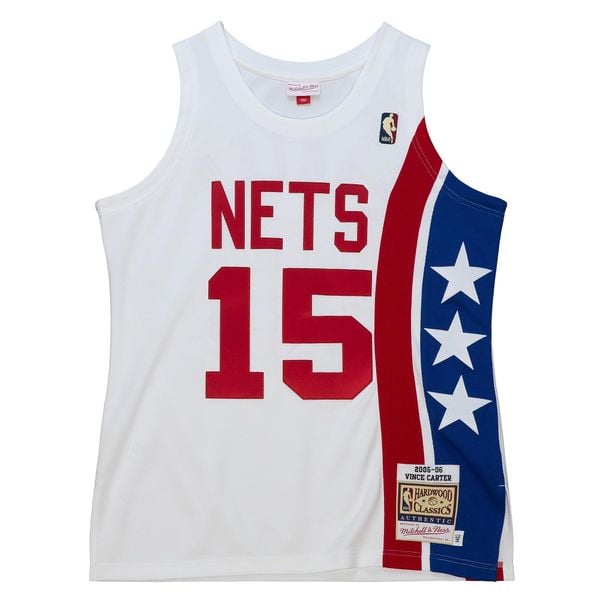 Koszulka Nba New Jersey Nets Vince Carter. Białe koszulki damskie Mitchell & Ness, bez wzorów, z jersey, bez kołnierzyka, bez ramiączek. W wyprzedaży za 889.50 zł.