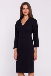 Elegancka sukienka ołówkowa z zaznaczoną talią czarna. Czarne sukienki damskie Stylove, bez wzorów, biznesowe, bez ramiączek. Za 399.00 zł.