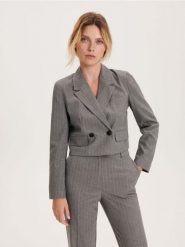 Krótka marynarka - wielobarwny. Marynarki i żakiety damskie Reserved, l, bez wzorów, z tkaniny. W wyprzedaży za 69.99 zł.