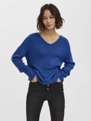 Vero Moda Sweter w kolorze niebieskim rozmiar: M. Niebieskie swetry klasyczne damskie Vero Moda, m, bez kołnierzyka. Za 70.74 zł.