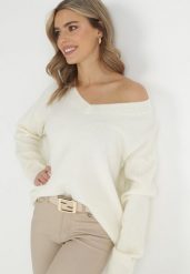 Biały Sweter z Wiskozy Oversize Yorate. Białe swetry klasyczne damskie Born2be, uniwersalny, z bawełny, bez kołnierzyka. Za 99.99 zł.