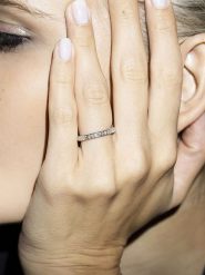 DIAMANTA Złoty pierścionek "Alliance Tris" z diamentami rozmiar: 52. Szare pierścionki damskie DIAMANTA, z diamentem, złote. Za 5,741.99 zł.