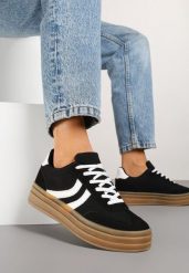 Czarne Sneakersy w Stylu Klasycznych Tenisówek na Tłoczonej Platformie Lisanelia. Czarne obuwie sportowe damskie Born2be, z jeansu, bez zapięcia, tenisowe. Za 89.99 zł.