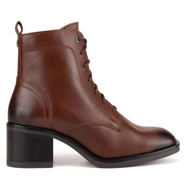 Trzewiki Lasocki. Brązowe botki damskie Lasocki, bez obcasa, na słupku, bez zapięcia. Za 259.99 zł.