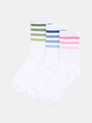 Bawełniane skarpetki 3 pack - biały. Białe skarpetki damskie Sinsay, bez wzorów, z bawełny. Za 15.99 zł.
